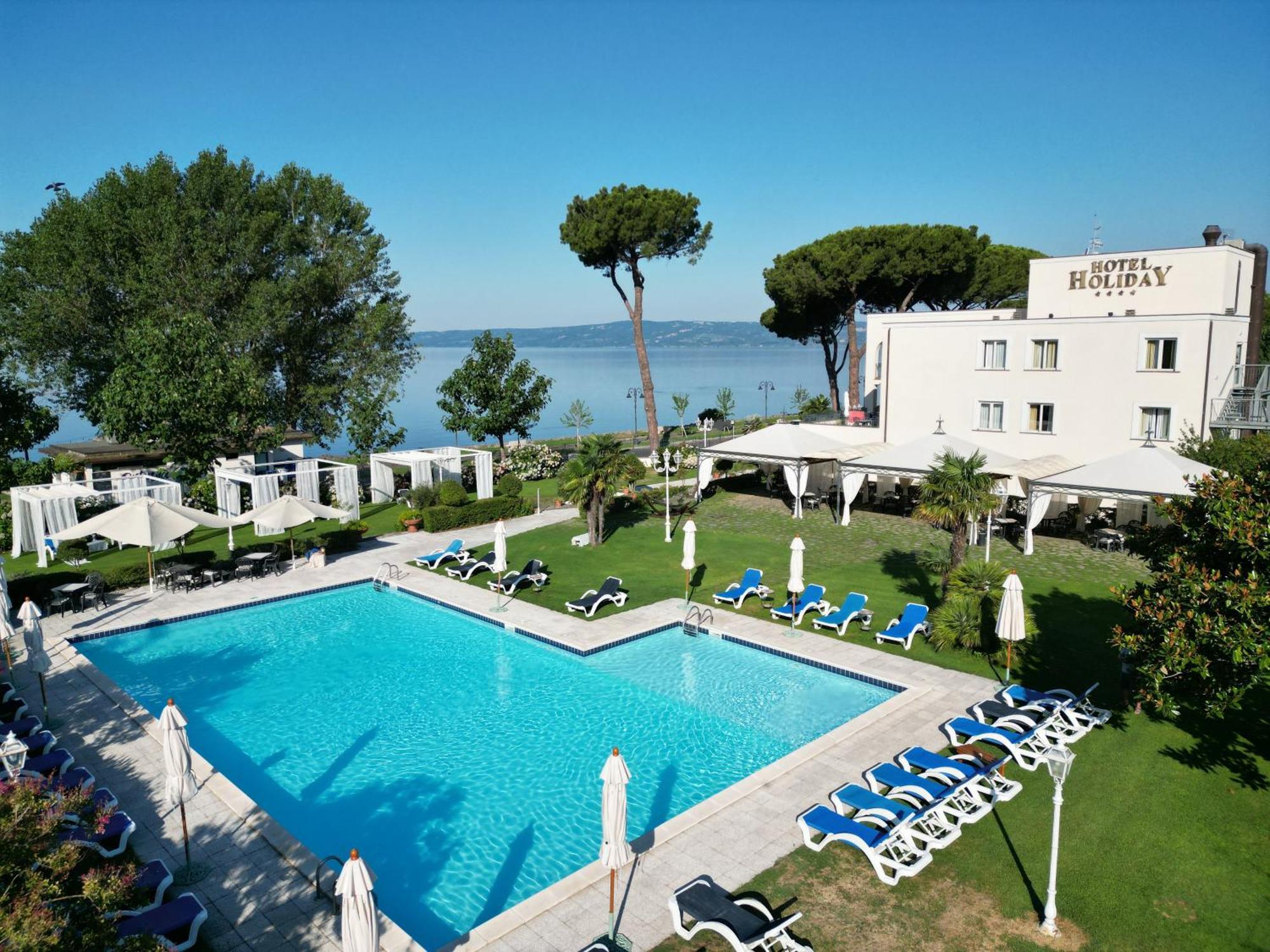 Hotel Holiday Sul Lago Bolsena Kültér fotó