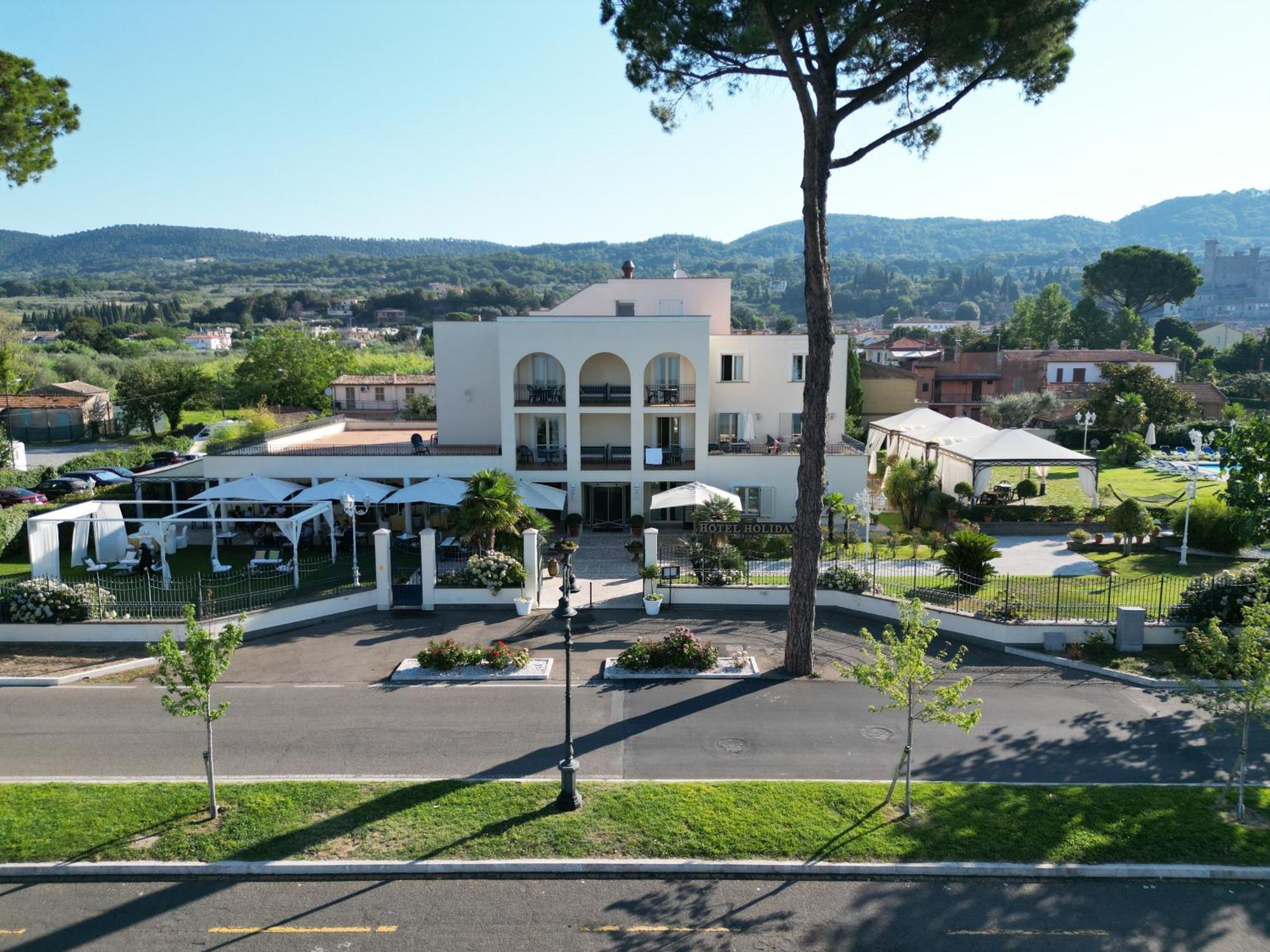 Hotel Holiday Sul Lago Bolsena Kültér fotó