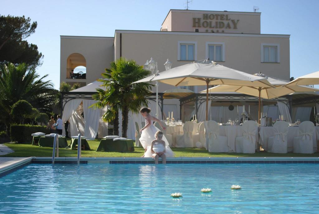 Hotel Holiday Sul Lago Bolsena Kültér fotó