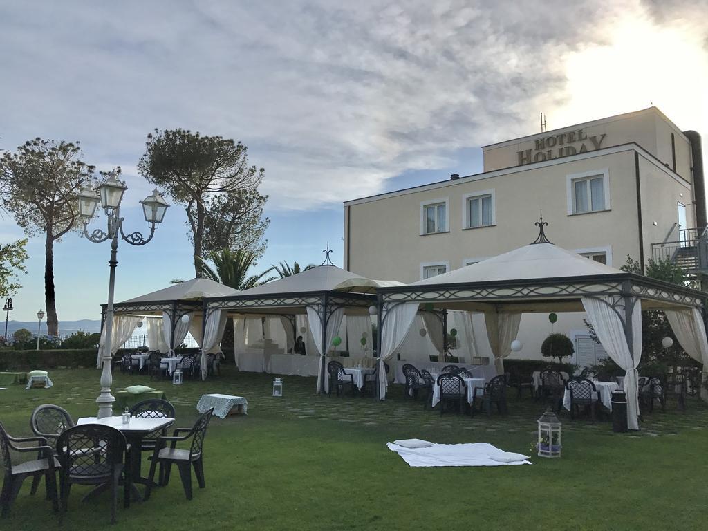 Hotel Holiday Sul Lago Bolsena Kültér fotó